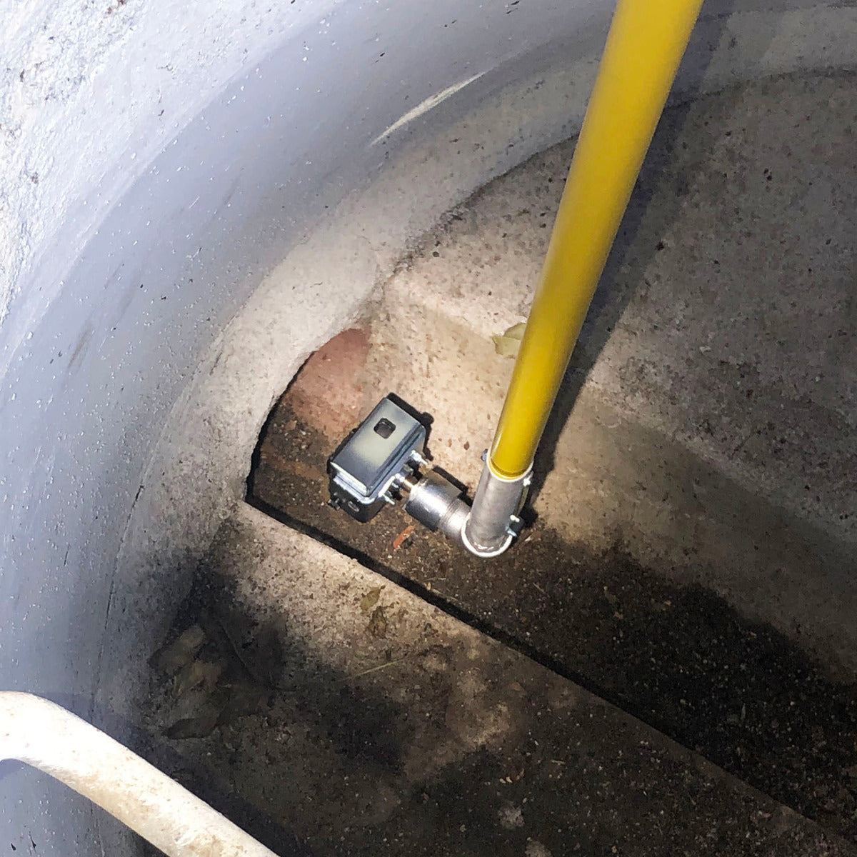 Fiberglass Pole Adapter